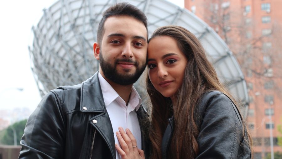 Adolfo y Sara: "Es horrible que siga habiendo una acepción en la RAE que haga referencia a nosotros como ¿trapaceros¿"