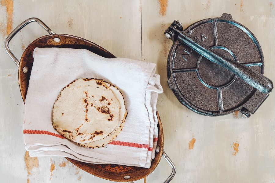 Tortillas y prensa