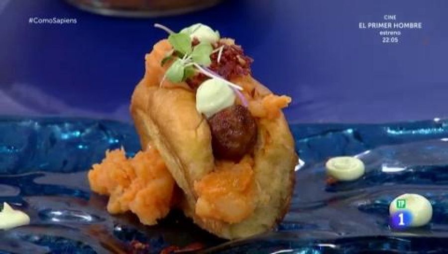 Tapa de chistorra, patatas y pimentón