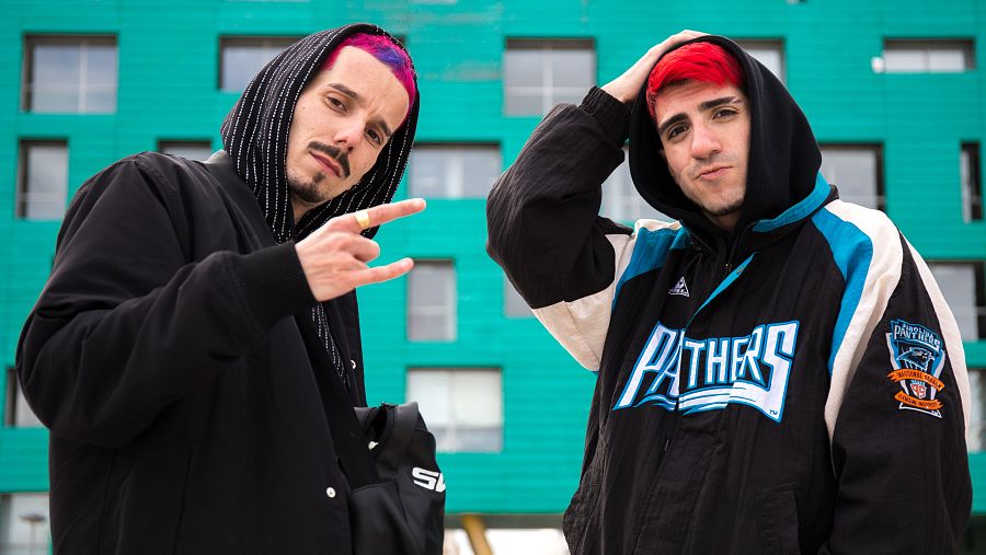 Skone y Acertijo en el rodaje de 'Réplica Internacional 2"