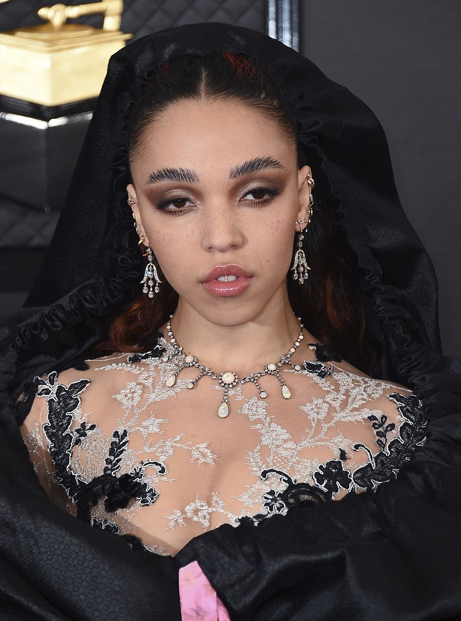 La cantante británica FKA Twigs