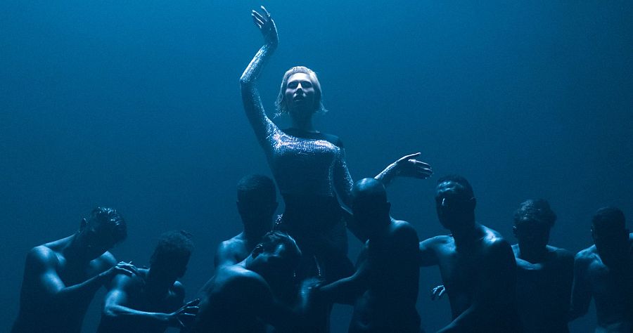 Videoclip de "El Diablo", de Elena Tsagrinou