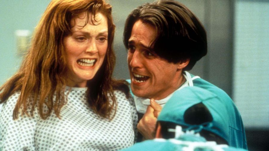 Hugh Grant y Julianne Moore en 'Nueve horas': "Tenía un mal presentimiento sobre esa película"