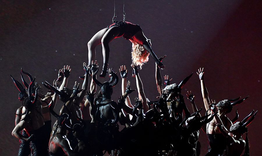 Madonna en los Grammy de 2015