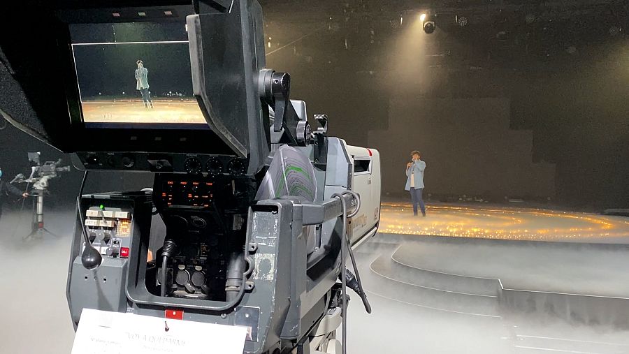 Así  ha grabado Blas Cantó 'la copia de seguridad' de "Voy a quedarmne" para Eurovisión 2021
