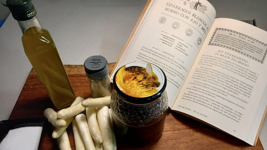 Ingredientes para la receta de espárragos blancos al horno con ajo y miel