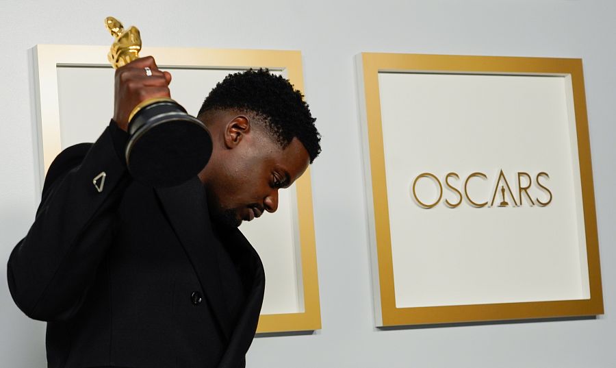 Daniel Kaluuya en los Premios Oscar 2021