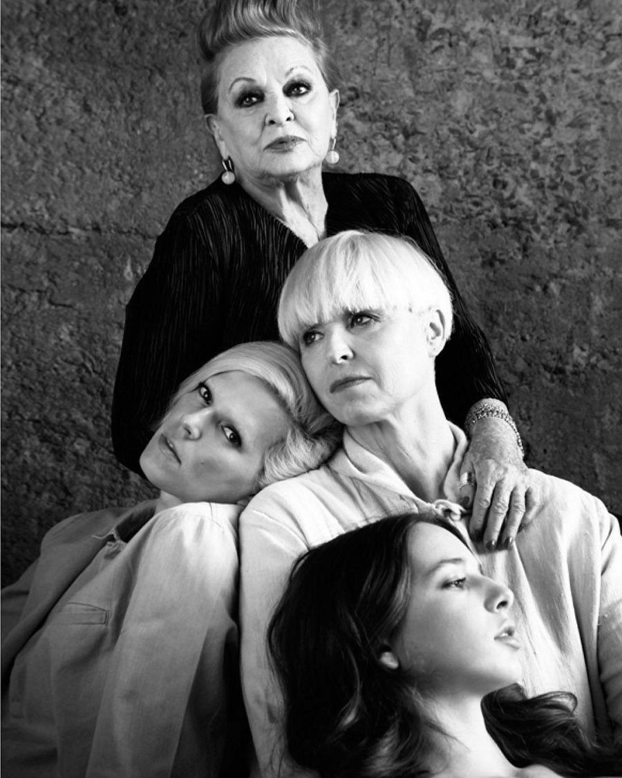 Lucía Bosé, Lucía Dominguín, Bimba Bosé y Palito Dominguín