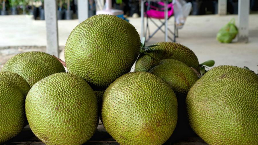 Frutipán en un puesto de mercado