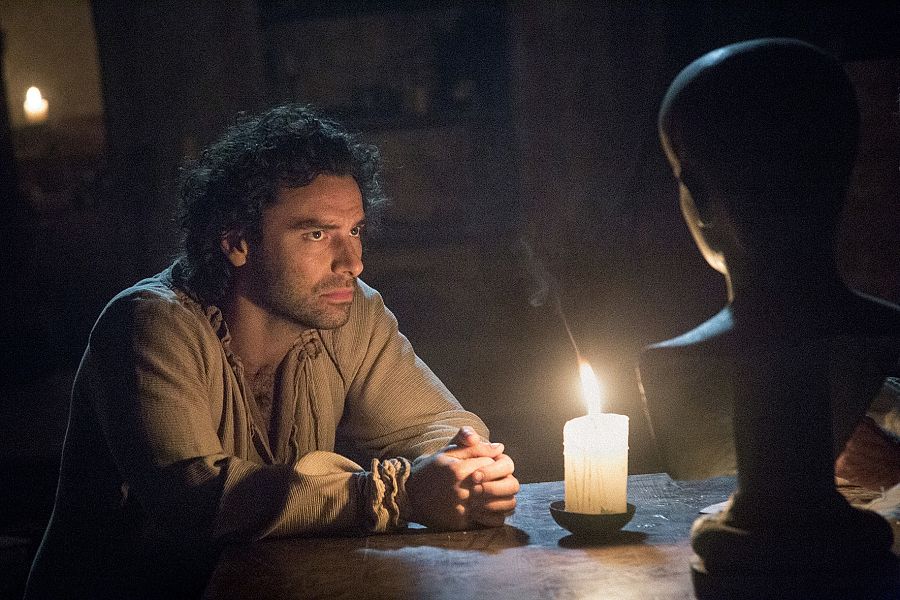 Aidan Turner es Leonardo