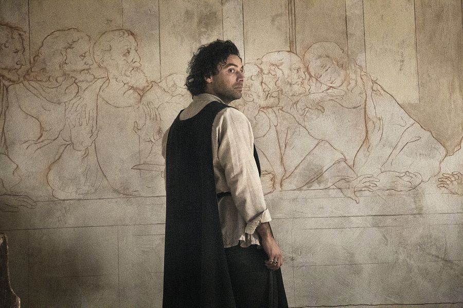 Aidan Turner como Leonardo Da vinci en la serie 'Leonardo'