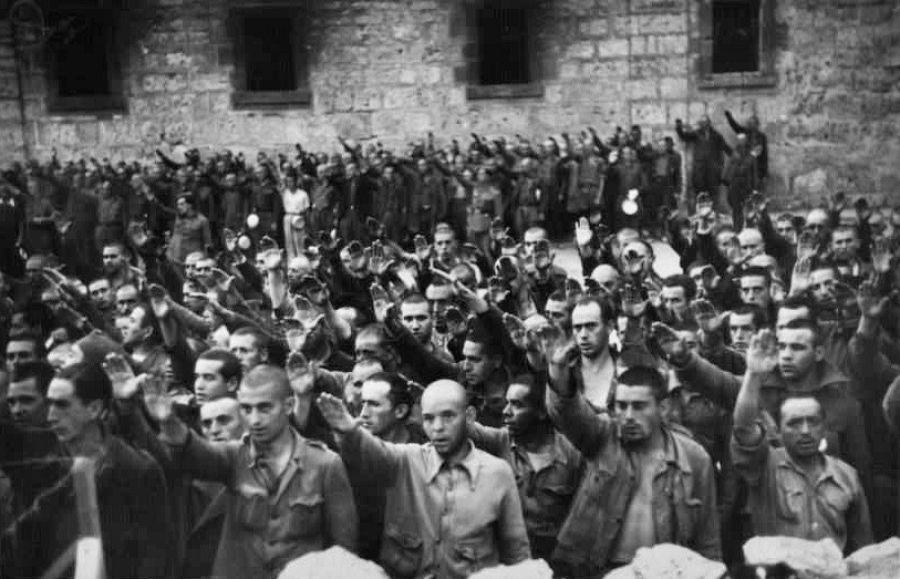 Presos republicanos encarcelados en el monasterio de San Pedro de Cardeña