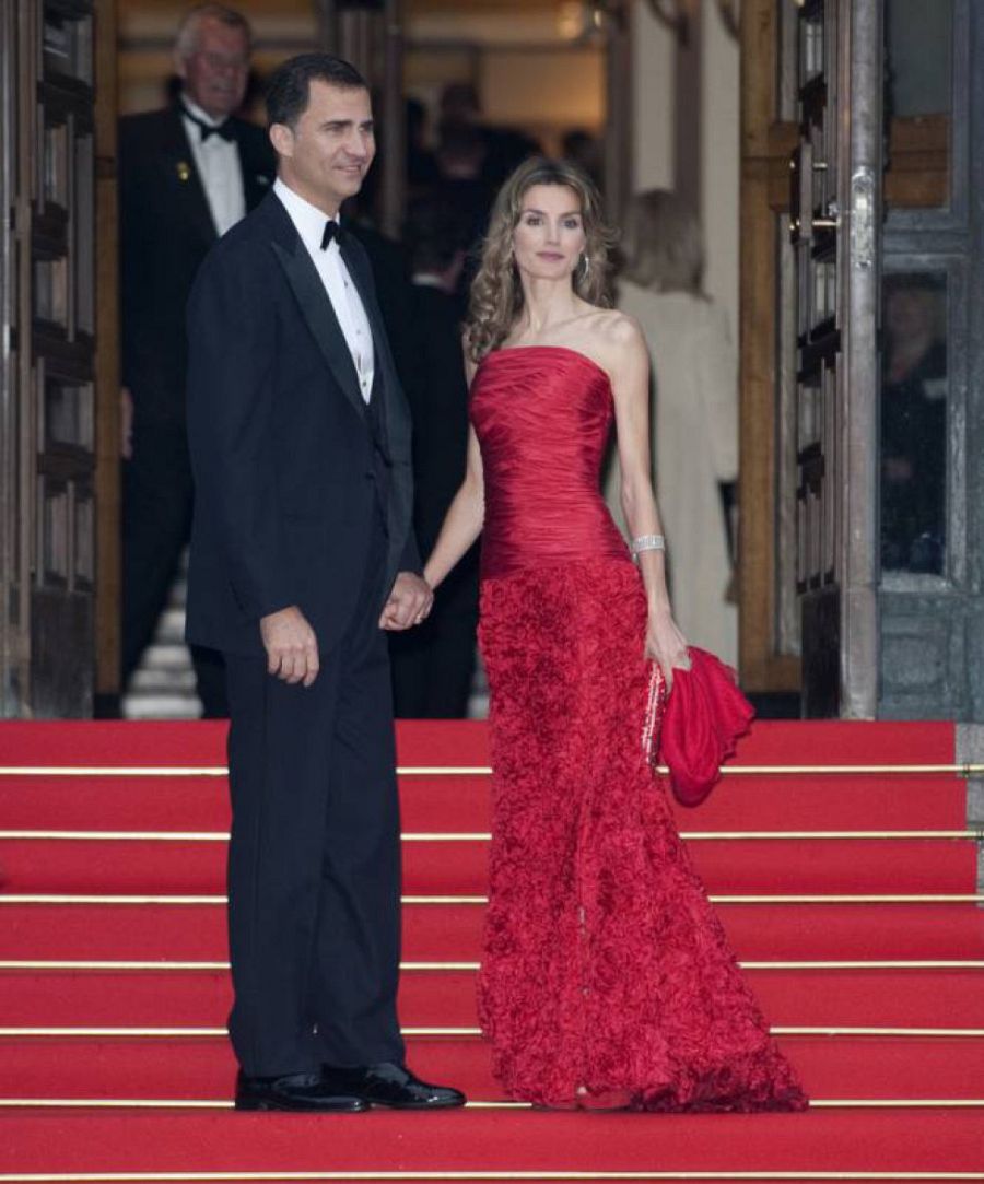 Letizia Ortiz en un concierto benéfico antes de la boda de la princesa Victoria de Suecia, en junio de 2010