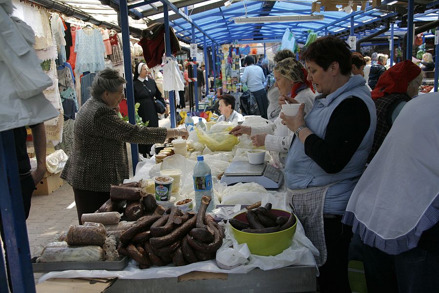 Casquería: Puesto de morcillas en el mercado de Cracovia