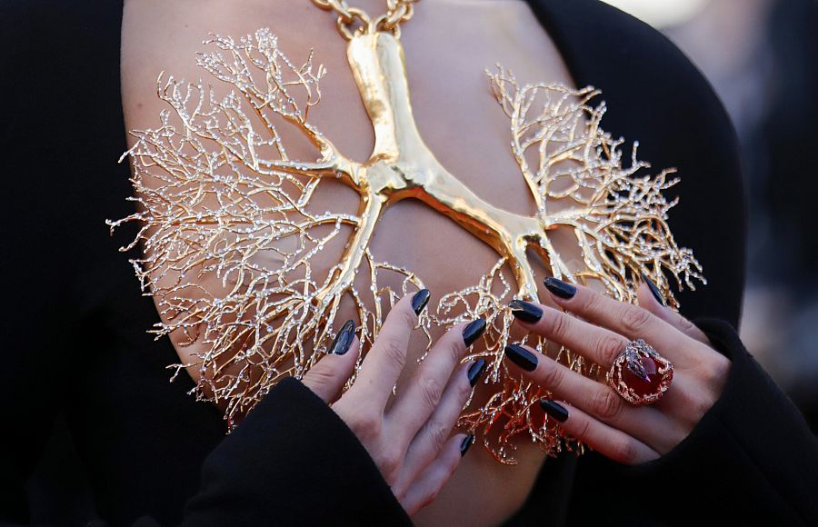 CANNES: ALFOMBRA ROJA DE LA PELICULA "THREE FLOORS".