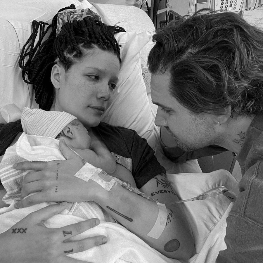 La cantante Halsey ya es mamá