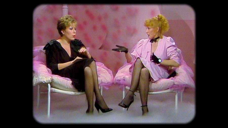 Susana Estrada en un plató de televisión