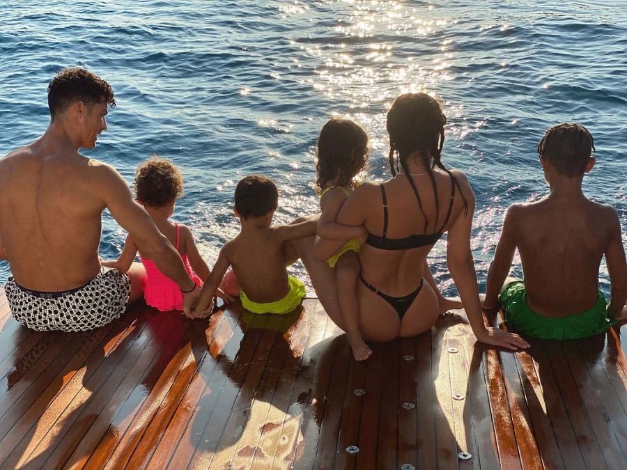 La familia de Cristiano Ronaldo y Georgina Rodríguez