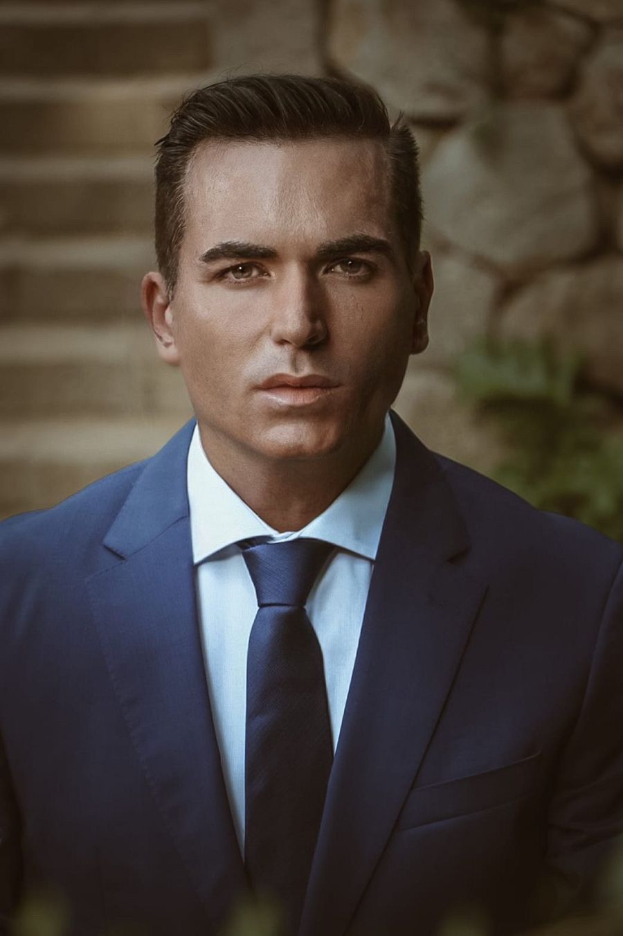 Tony Sánchez-Ohlsson es coautor de "Quédate conmigo", de Pastora Soler, y "Amanecer", de Edurne