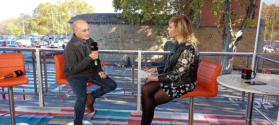 Con Pepe Viyuela