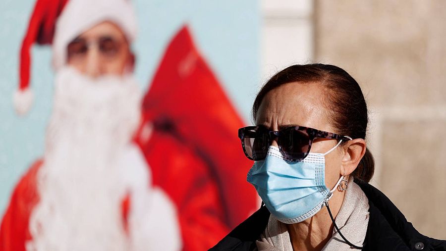 La inquietud por la nueva ola de COVID-19 vuelve a ensombrecer las fiestas navideñas en España