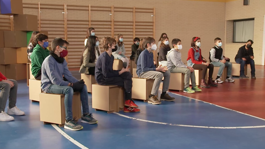 Aprendemos en Clan. El debate - Alumnas y alumnos del Colegio José Echegaray de Madrid