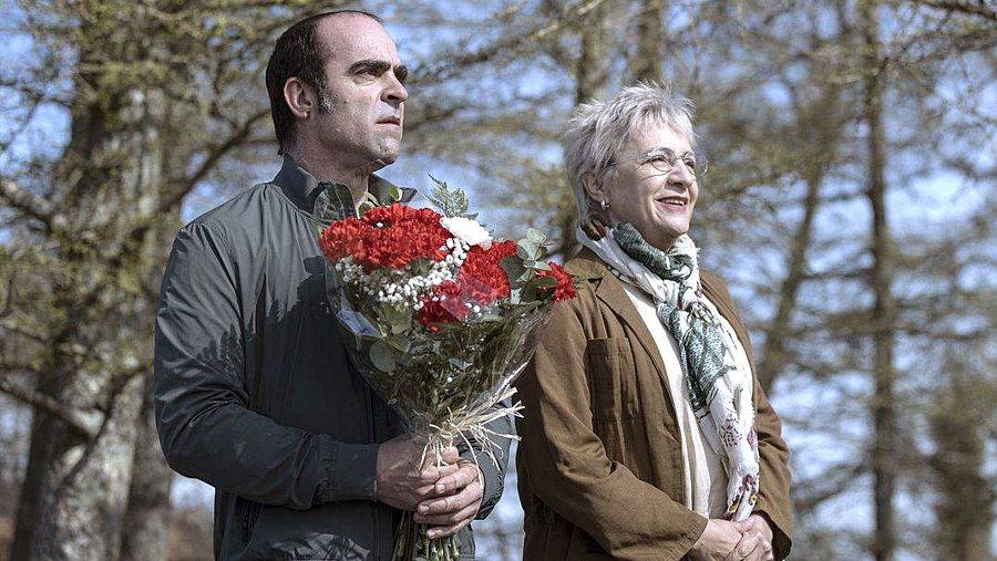 Luis Tosar y Blanca Portillo en 'Maixabel' (2021)