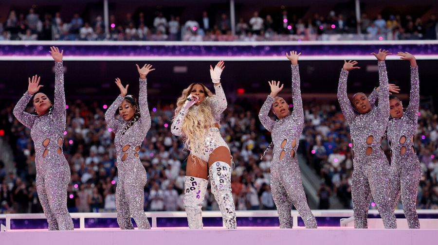 Mary J. Blige ha actuado en el intermedio de la Super Bowl cantando sus grandes éxitos