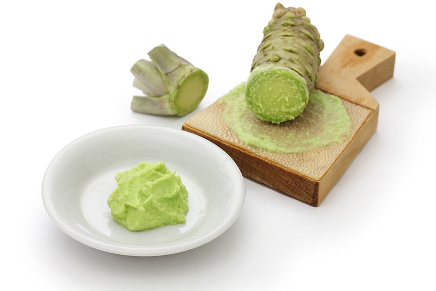 Wasabi rallado y hecho pasta