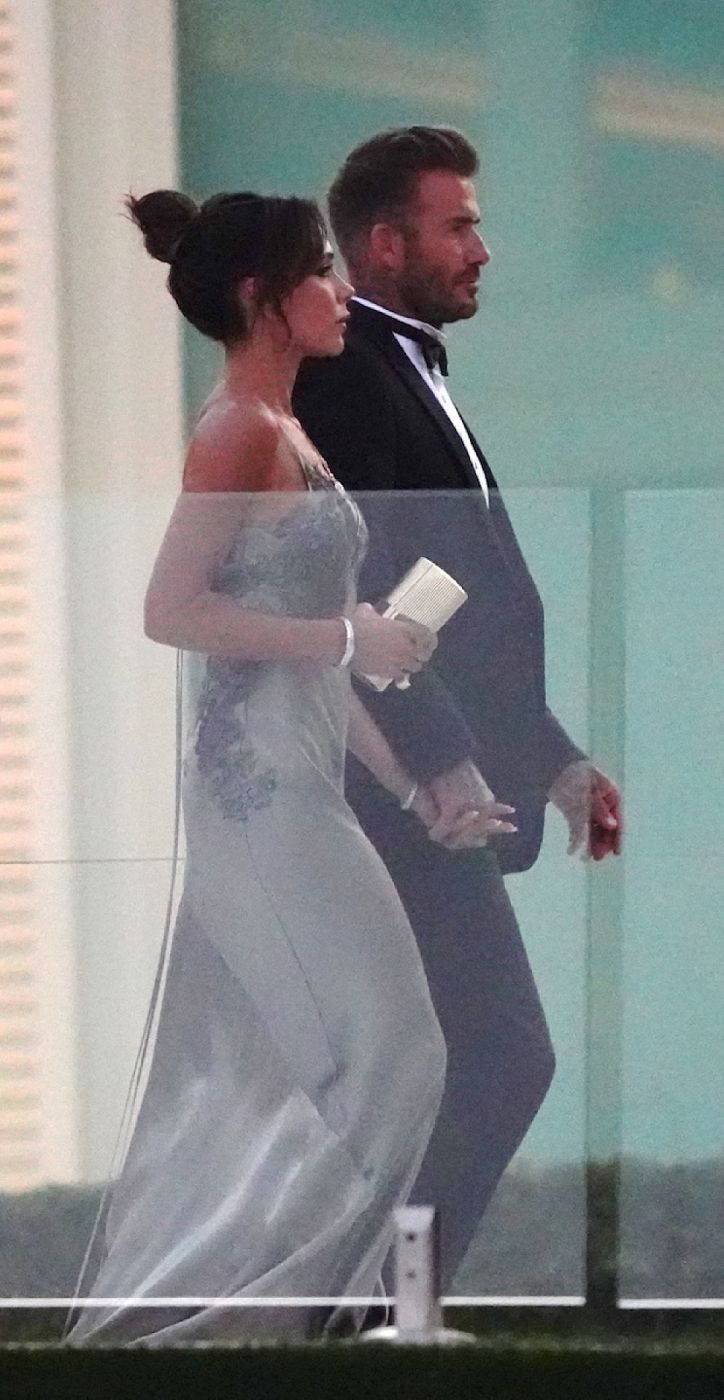 Victoria y David Beckham, padres del novio