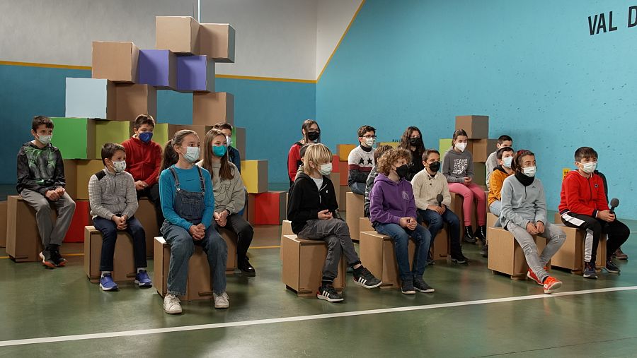 Aprendemos en Clan. El debate - Alumnas y alumnos del Colegio Rural Agrupado Río Aragón de Hecho (Huesca)