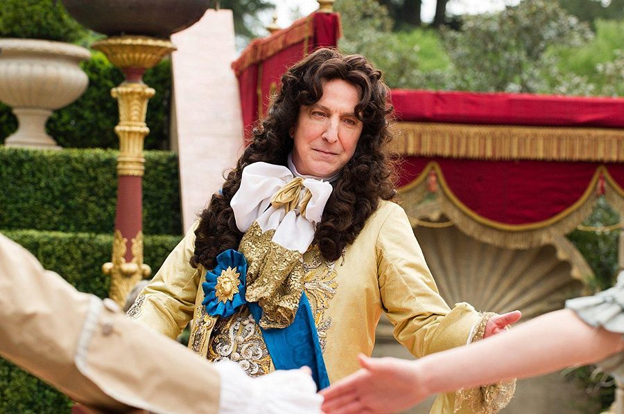 Alan Rickman dirige y protagoniza 'Un pequeño caos' (2014)