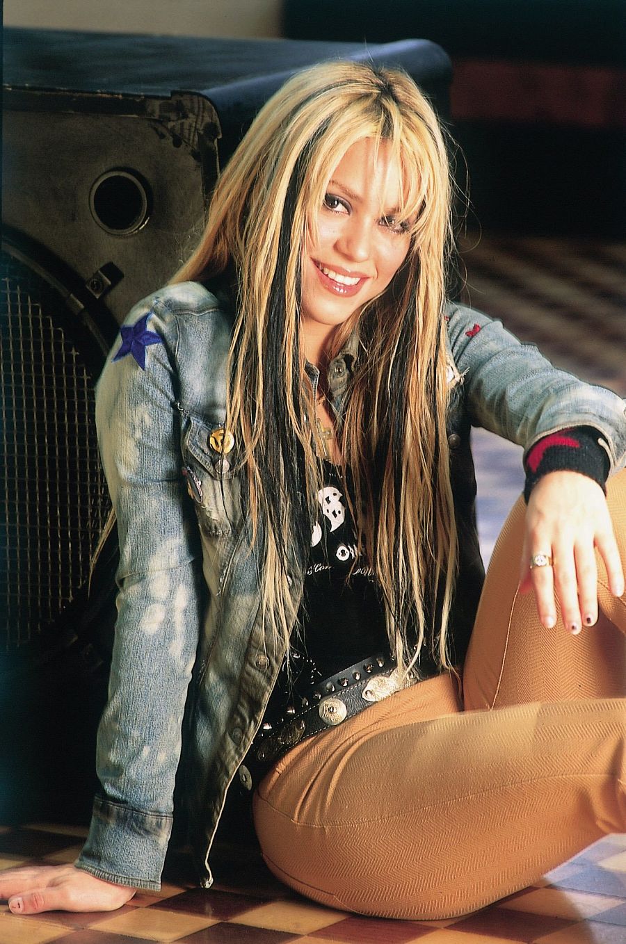 Shakira prueba con las mechas y el flequillo abierto