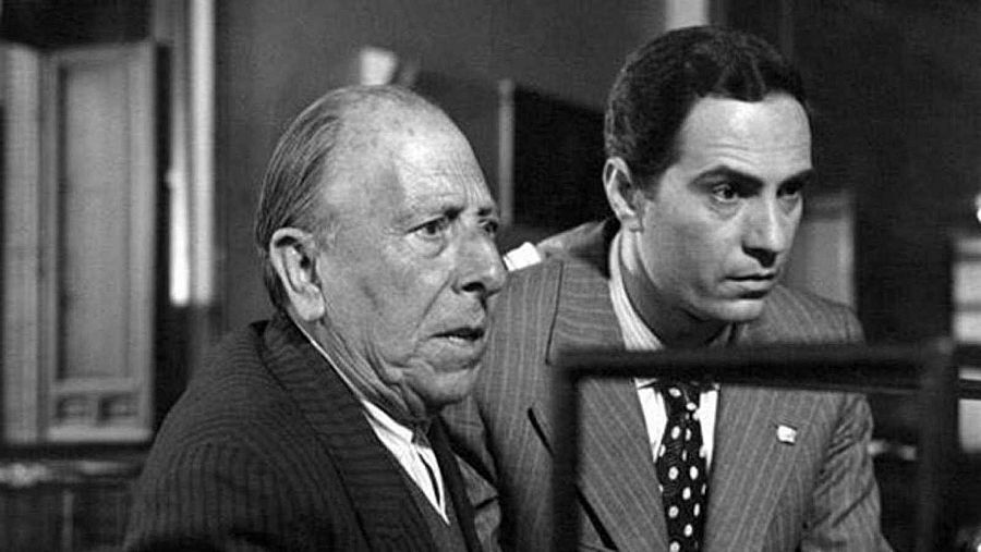 Pepe Isbert y Nino Manfredi en una secuencia de la película "El Verdugo"