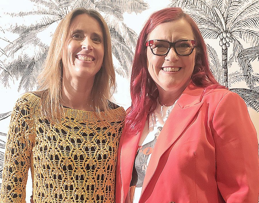 Las científicas Clara Grima y Clara Prats