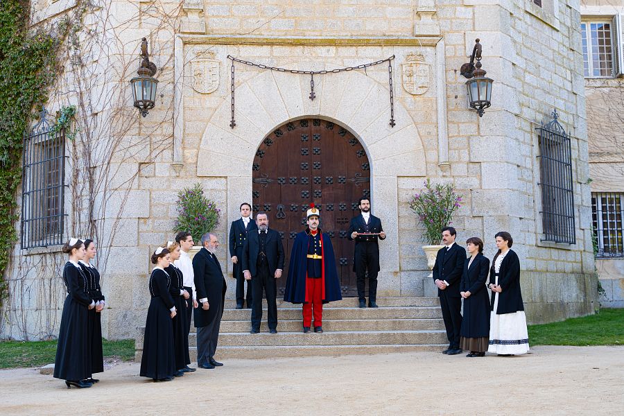 El palacio llora la pérdida de Salvador
