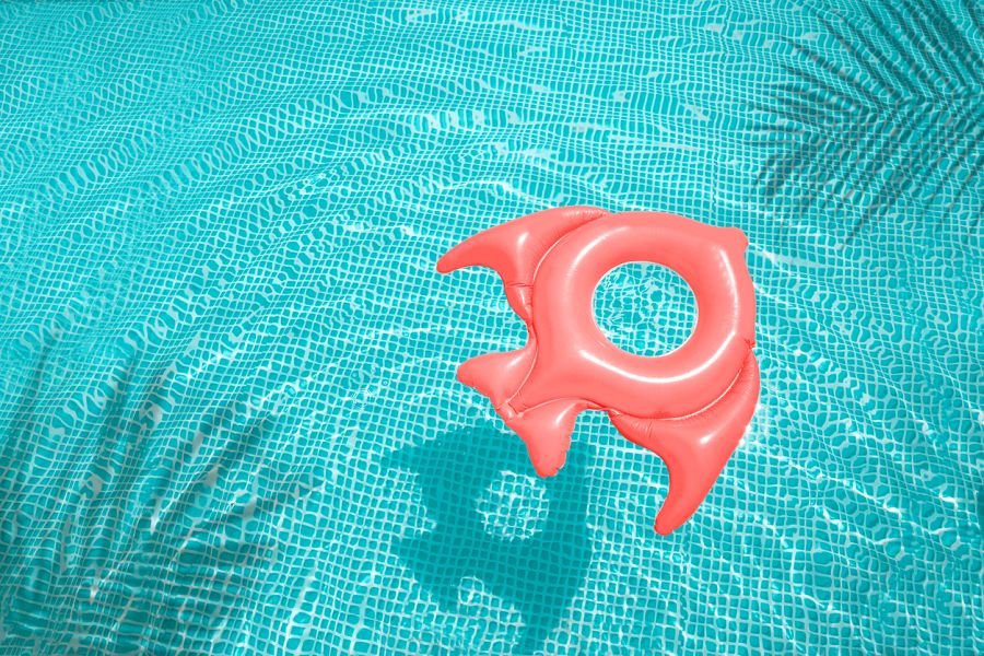 Piscina en verano