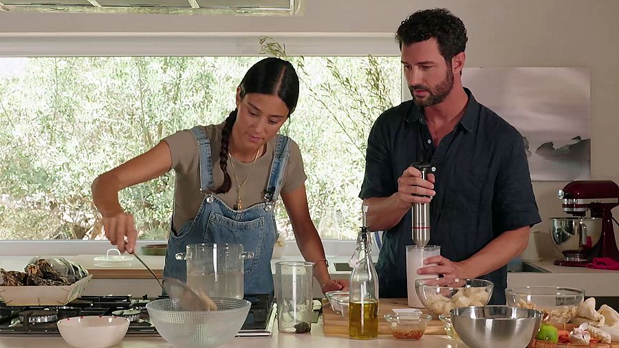 María Lo y Eneko cocinan en "Lo: cocina, producto y naturaleza"