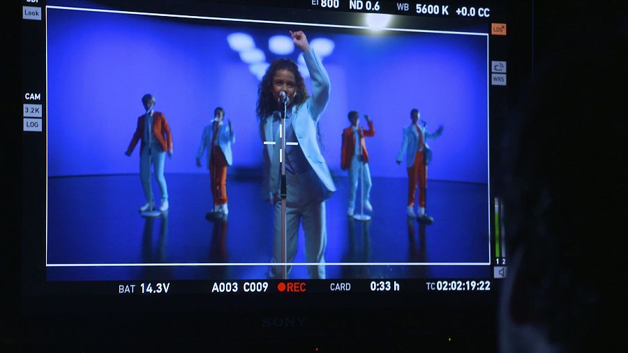 Fragmento del videoclip "Loviu" de Sandra Valero