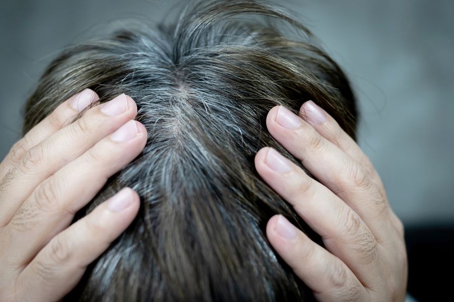 Canas en el pelo