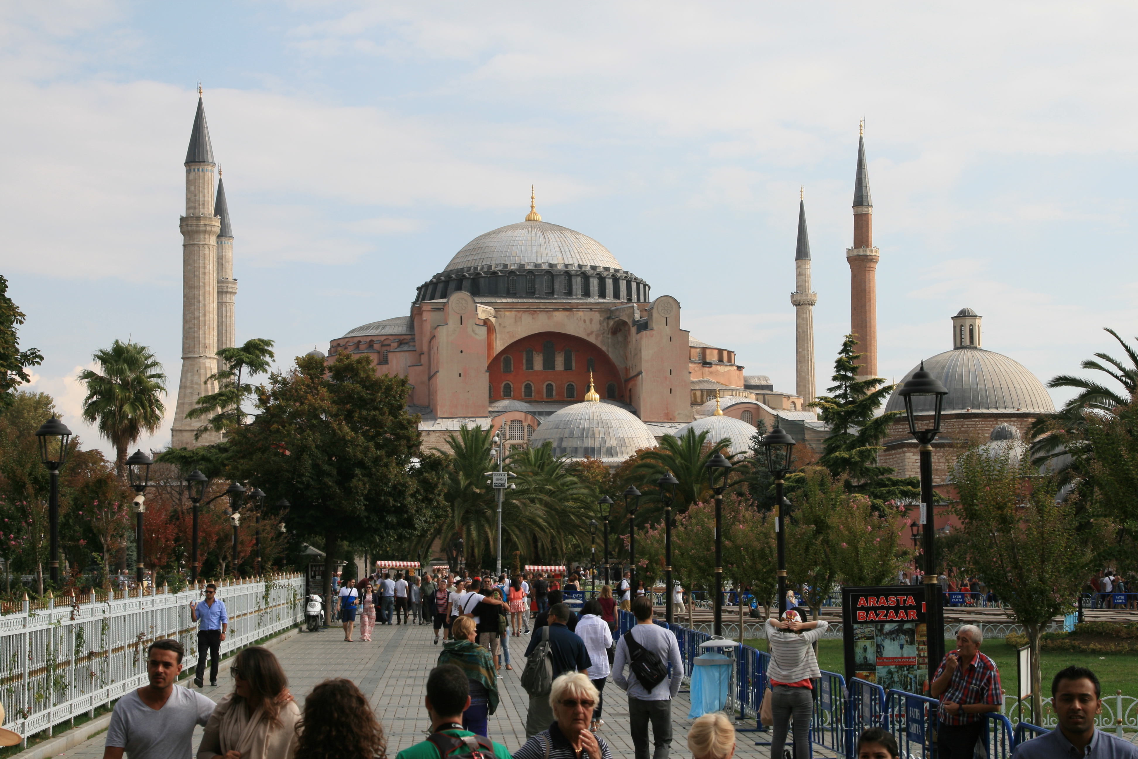 14 edición de la Bienal de Estambul 14 edición de la Bienal de Estambul