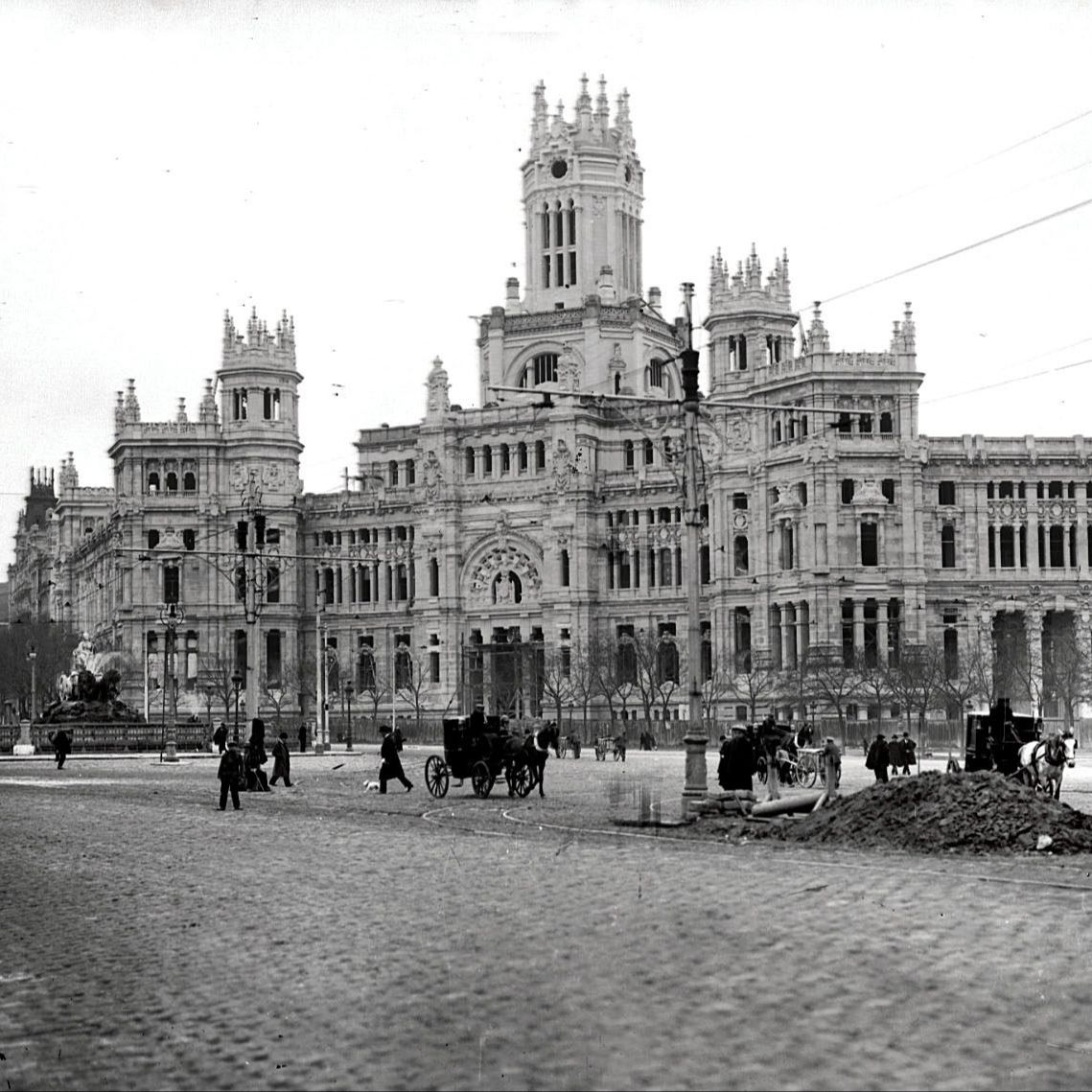 Crónica de España - 1927: Arquitectura y modernidad, con Luis Lope de Toledo Crónica de España - 1927: Arquitectura y modernidad, con Luis Lope de Toledo