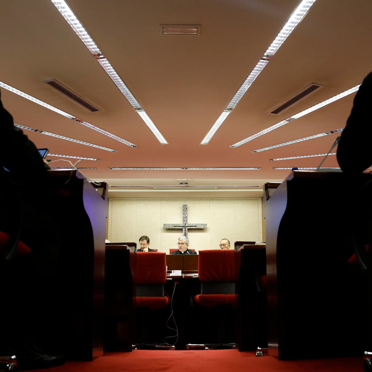 Acuerdo entre Gobierno e Iglesia para la reparación económica de víctimas de abusos: "Llevamos esperando hace mucho tiempo estas medidas"