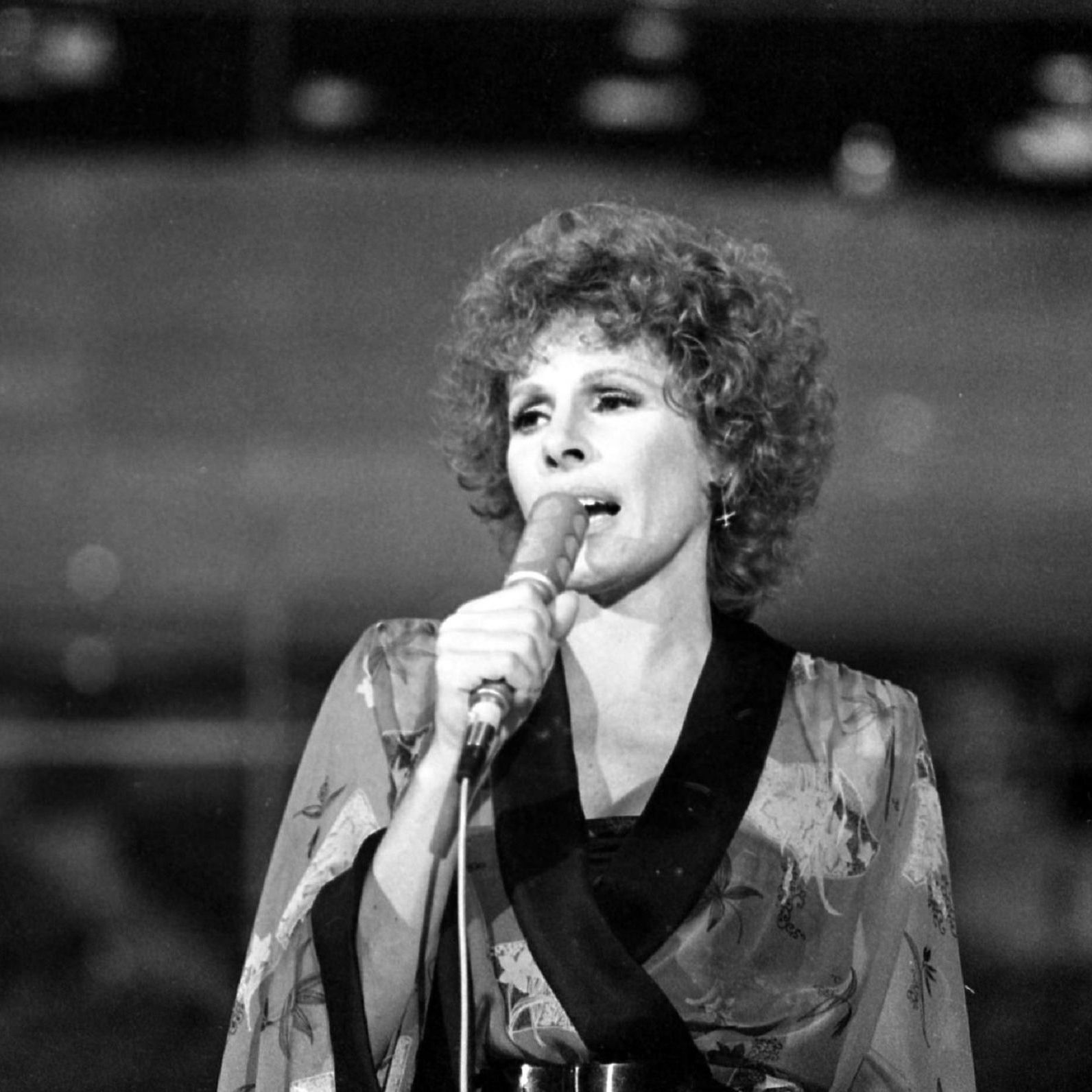 Cuando los elefantes sueñan con la música - Adiós Ornella Vanoni, adiós Jards Macalé - 24/11/25 Cuando los elefantes sueñan con la música - Adiós Ornella Vanoni, adiós Jards Macalé - 24/11/25