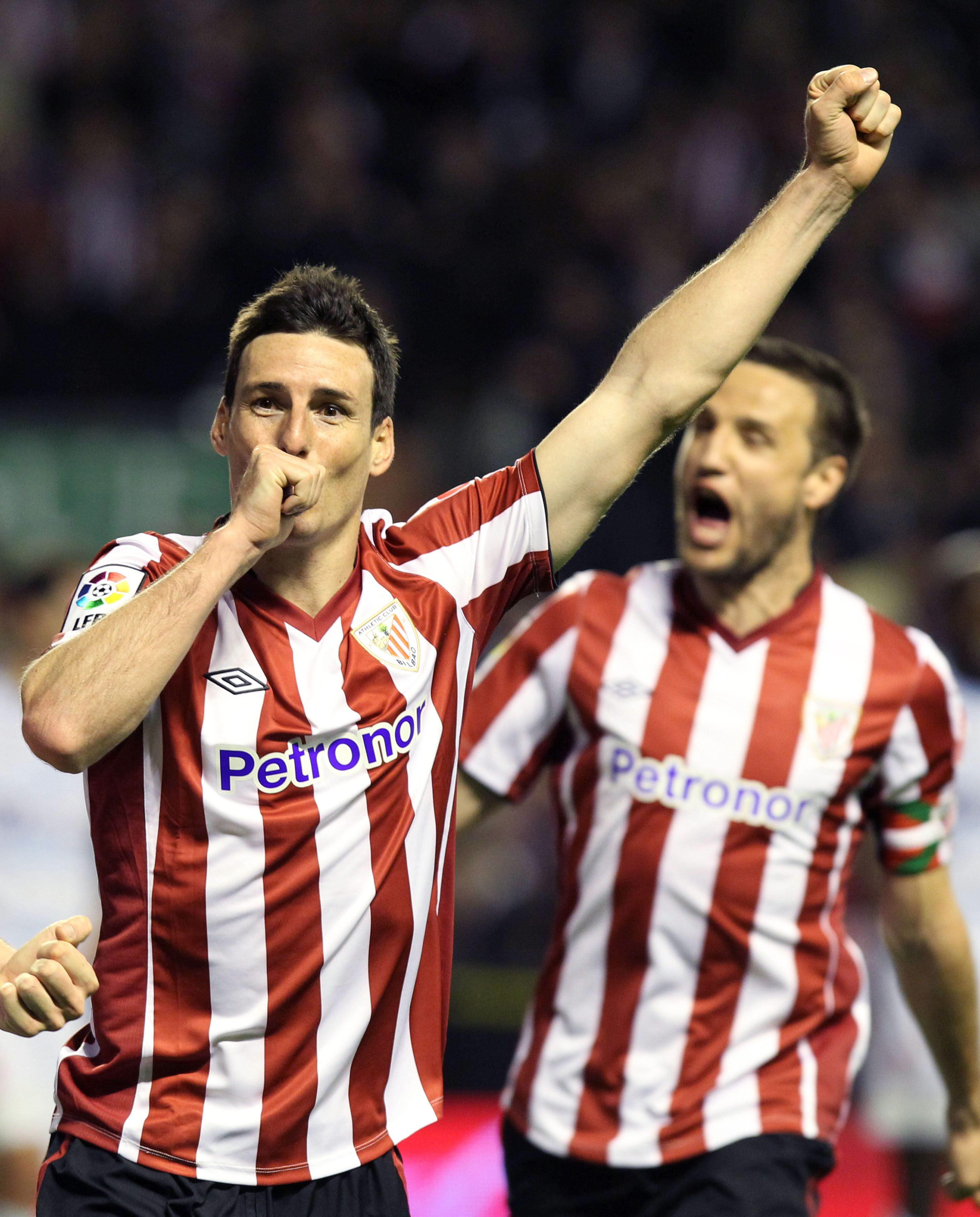 Aduriz acaba con su mala racha y da tranquilidad al Athletic