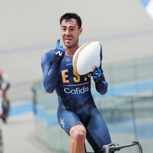 Albert Torres: "Compartirlo con mi familia a pie de pista es algo tremendamente maravilloso" Albert Torres: "Compartirlo con mi familia a pie de pista es algo tremendamente maravilloso"