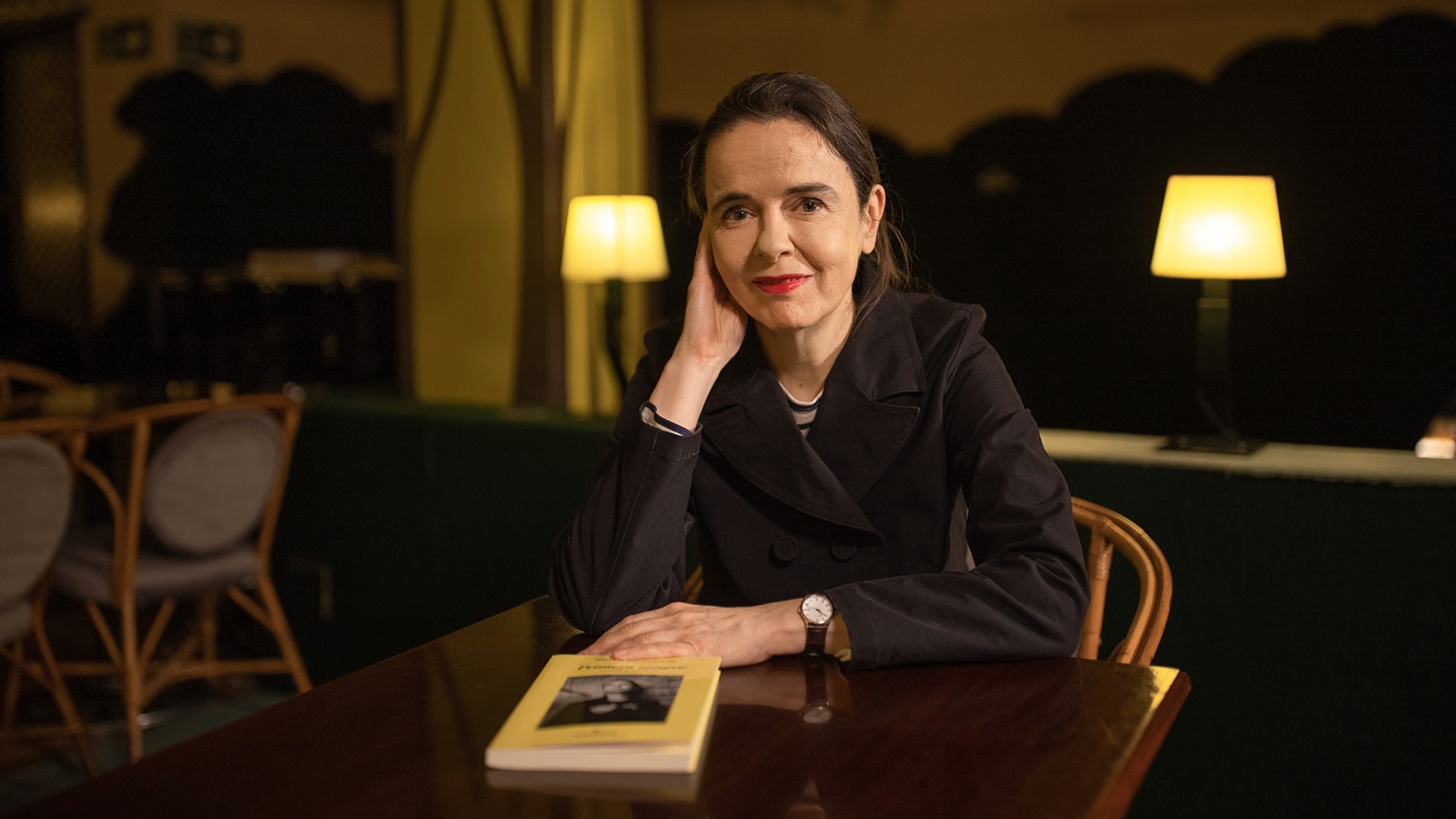 Amélie Nothomb reconstruye la historia de su familia