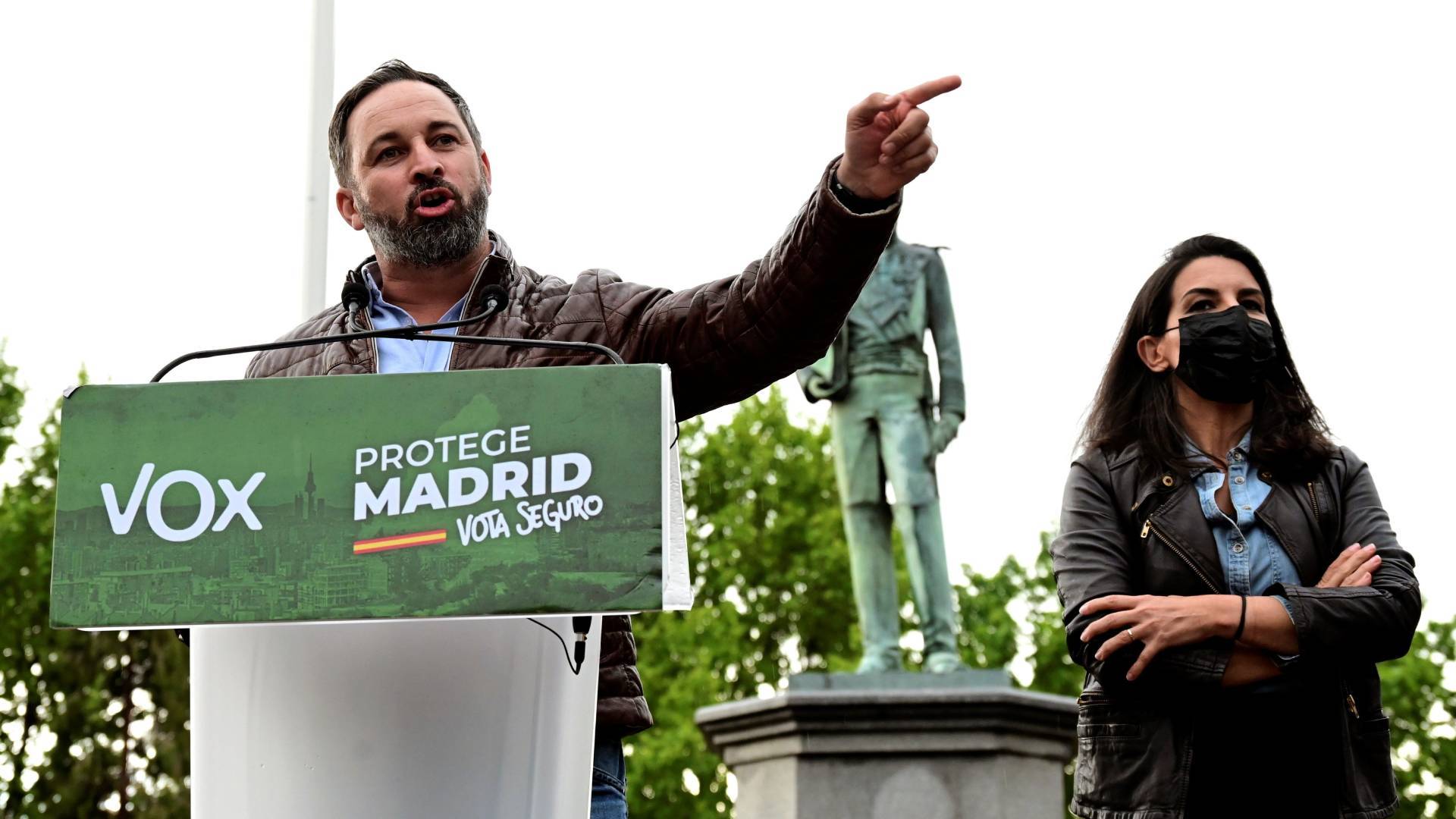 4M | Archivada la denuncia contra Vox por el cartel sobre los menores ...