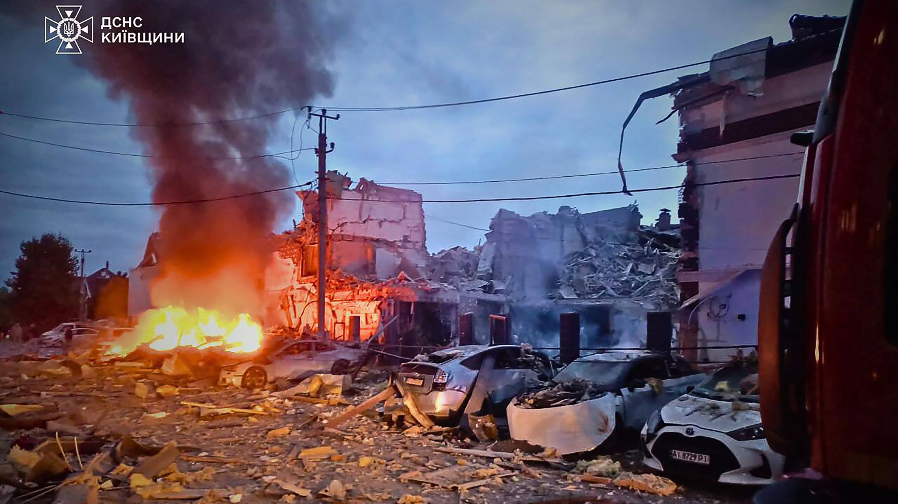 Un ataque ruso con casi 500 drones y 40 misiles deja al menos cuatro muertos en Ucrania