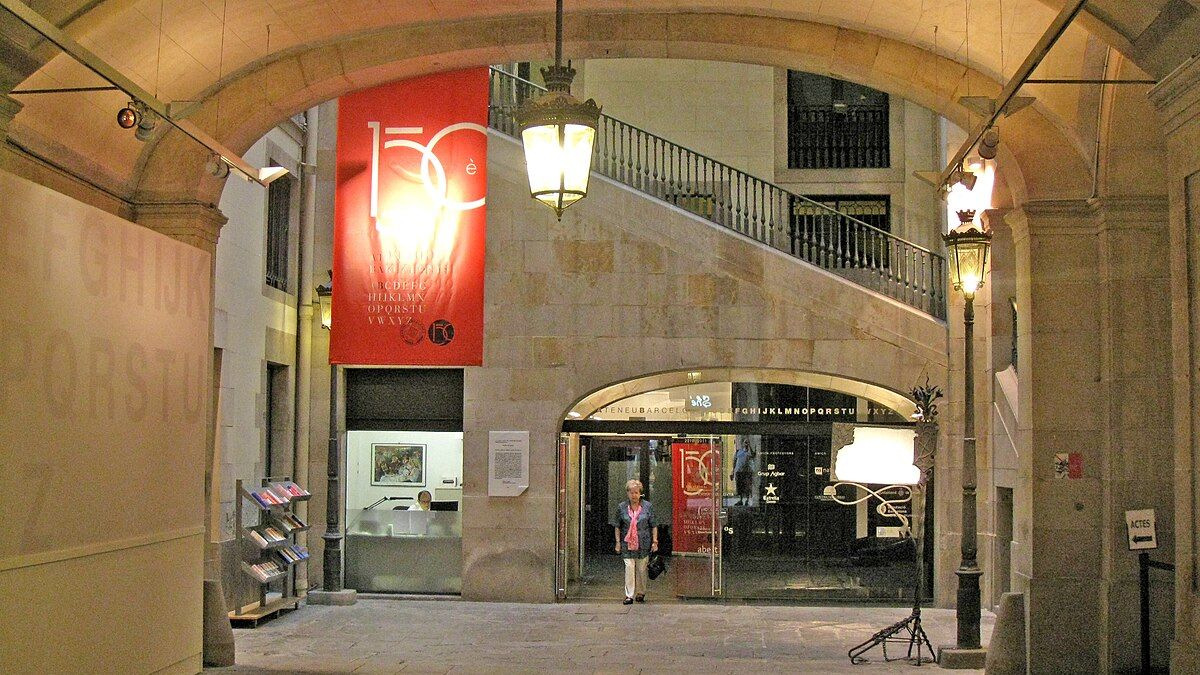 L'Ateneu Barcelonès i La Fura dels Baus trenquen el silenci sobre Franco L'Ateneu Barcelonès i La Fura dels Baus trenquen el silenci sobre Franco